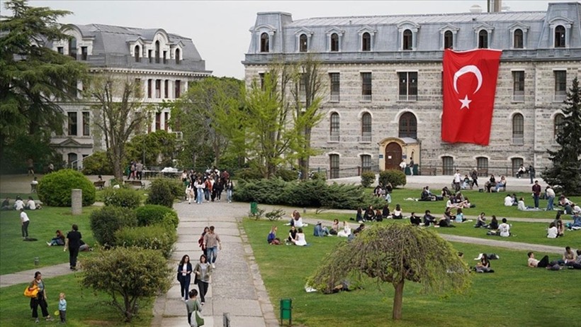 Son 5 yılda eğitim için yaklaşık 2,4 milyon kişi il değiştirdi