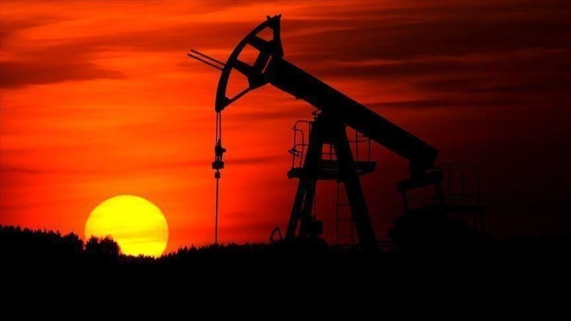 Petrolde Libya endişesi de fiyatları baskılıyor