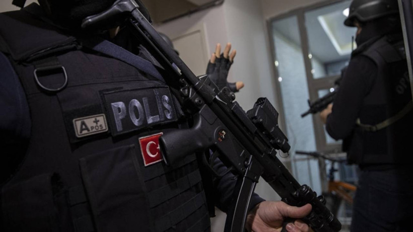 Ali Yerlikaya duyurdu... 2 organize suç örgütüne operasyon: 29 kişi yakalandı