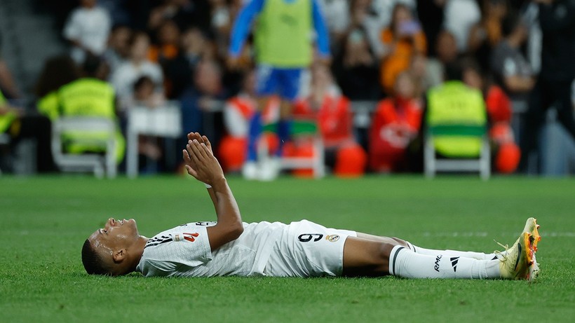 Kylian Mbappe sakatlandı: Madrid derbisinde olmayacak