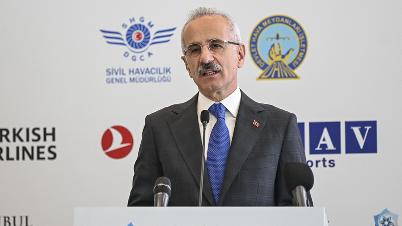 Bakan Uraloğlu: Dış hatlardaki uçuş nokta sayımızı 349'a çıkarmayı hedefliyoruz