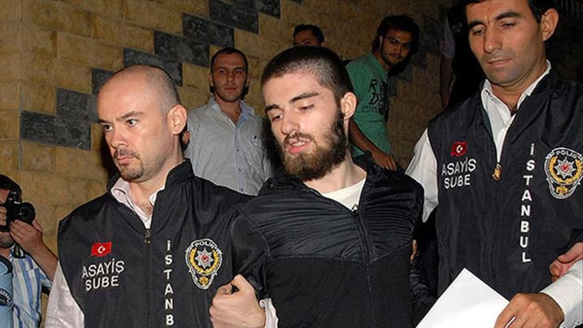 Münevver Karabulut'un katili Cem Garipoğlu'nun mezarından çıkan kanlı poşetin sırrı çözüldü!
