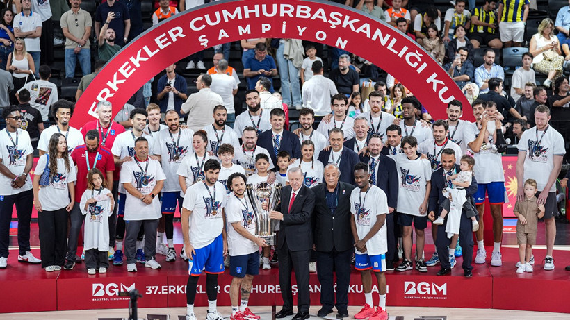 Son dakika: Cumhurbaşkanlığı Kupası'nı Anadolu Efes kazandı
