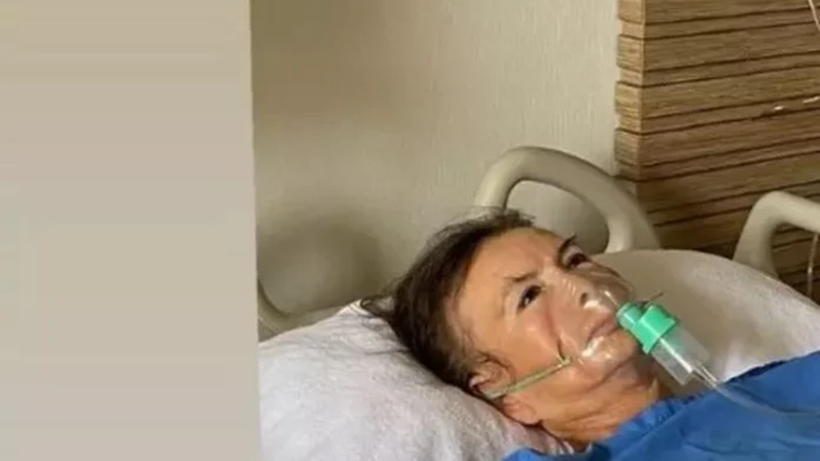 Filiz Akın hastaneye kaldırıldı!