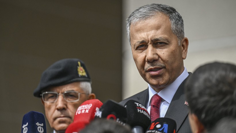 Bakan Yerlikaya son rakamı açıkladı! Türkiye'de kaç milyon Suriyeli var?