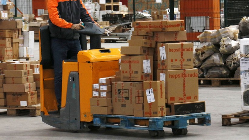 E-ticaret devi Hepsiburada Kazaklara satılıyor