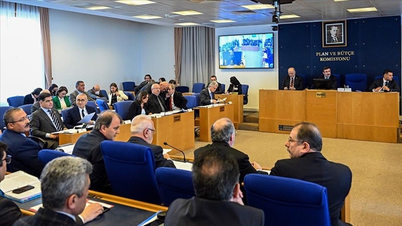 2025 yılı bütçesi, TBMM Plan ve Bütçe Komisyonunda! Yılmaz: Milli gelir 15 bin doları aşacak