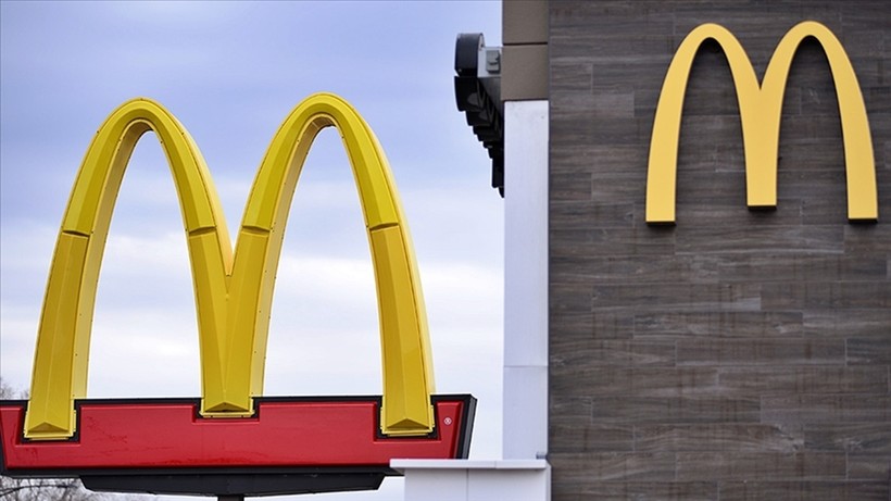 ABD'deki fastfood devinde büyük şok! Burgerde E. Coli çıktı: 49 kişi hastalandı, 1 kişi öldü!