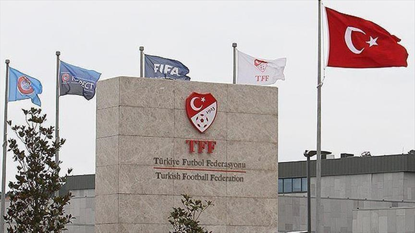 TFF, sahadan çekilme cezasını ağırlaştırdı