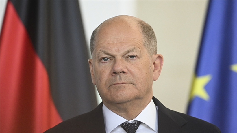 SPD'de kritik toplantı: Savunma Bakanı Pistorius, Scholz'un yerine mi geçecek?