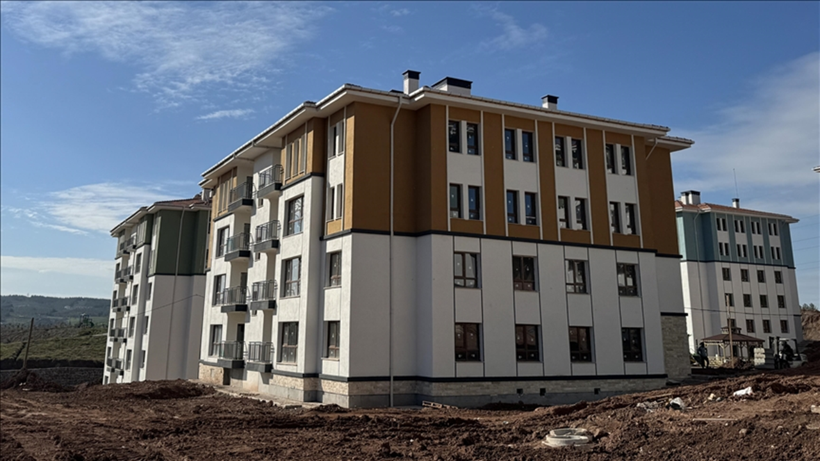 Deprem konutu hak sahipliği başvuru süresi Adana'da uzatıldı