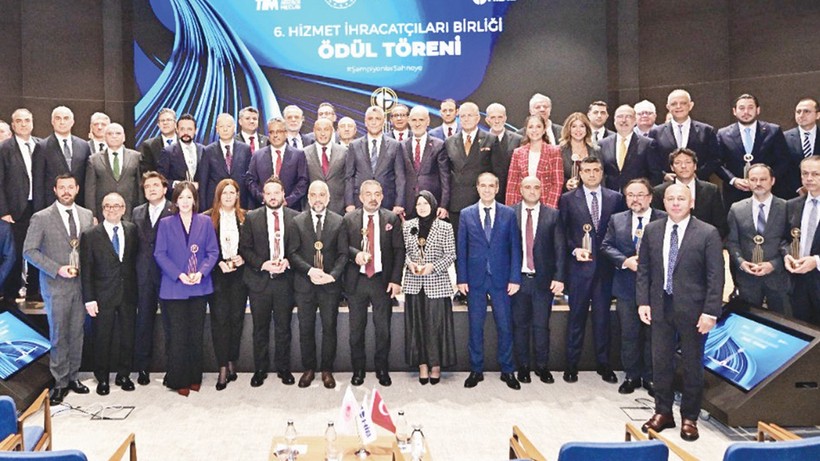 Hizmet ihracatçısı çok koştu 110 milyar dolar hedefini aştı