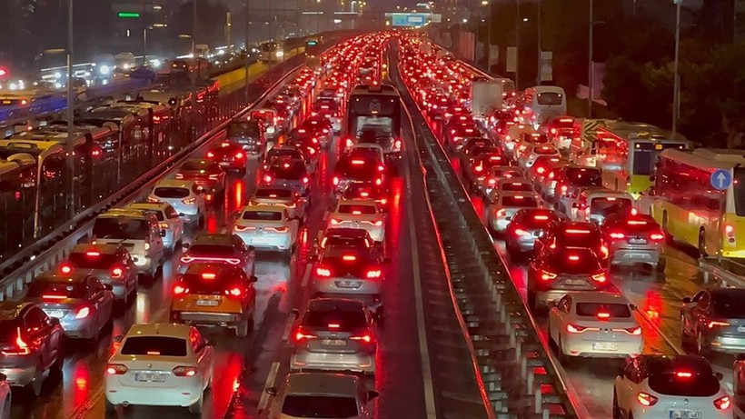 İstanbul'daki depremler Çeşme otellerine talebi artırdı