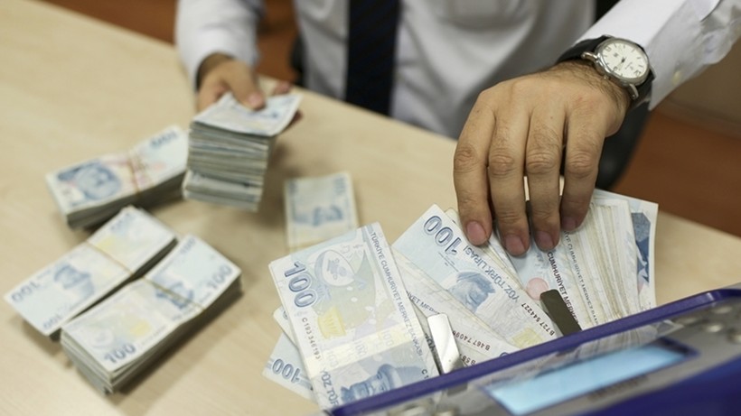 Özgür Erdursun'dan emekli zammı için ilk tahmin geldi