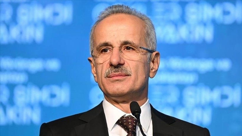 Bakan Uraloğlu, iletişim kesintileri sonrası GSM operatörleriyle görüşecek