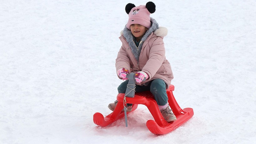 25 şubat Salı günü hangi illerde okullar tatil?
