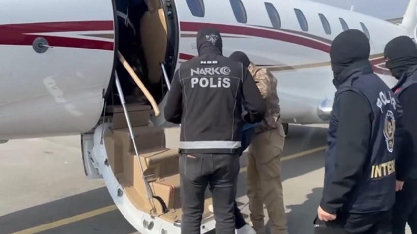 Kırmızı bültenle aranıyorlardı: Sinan Memi ve Atakan Avcı Türkiye'de