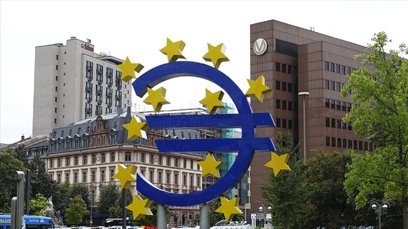 Euro Bölgesi'nde perakende satışlar ocakta düştü