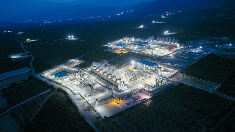 Zorlu Enerji İsrail'deki Dorad Energy'de bulunan paylarını satıyor