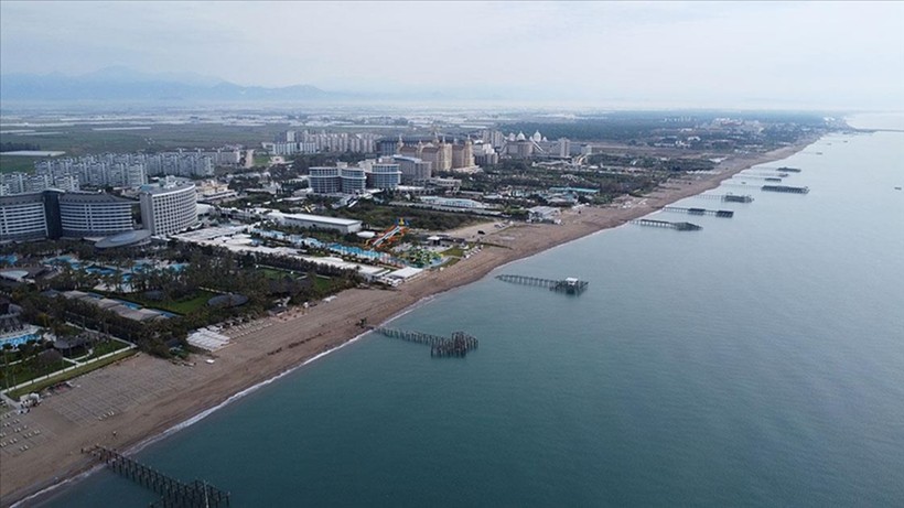 Erken rezervasyonda dikkat çeken artış! 2025 turizmde rekor yılı mı olacak?