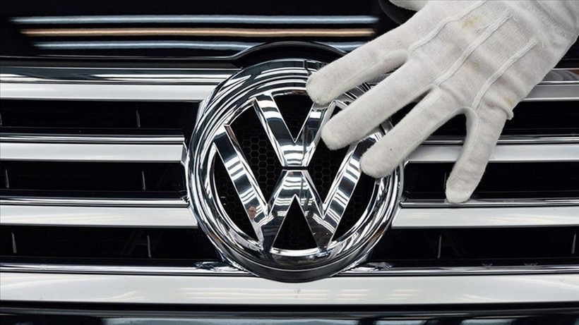 Moody's'ten Alman devine darbe! Sosis işini büyüten Volkswagen’in kredi notu düştü