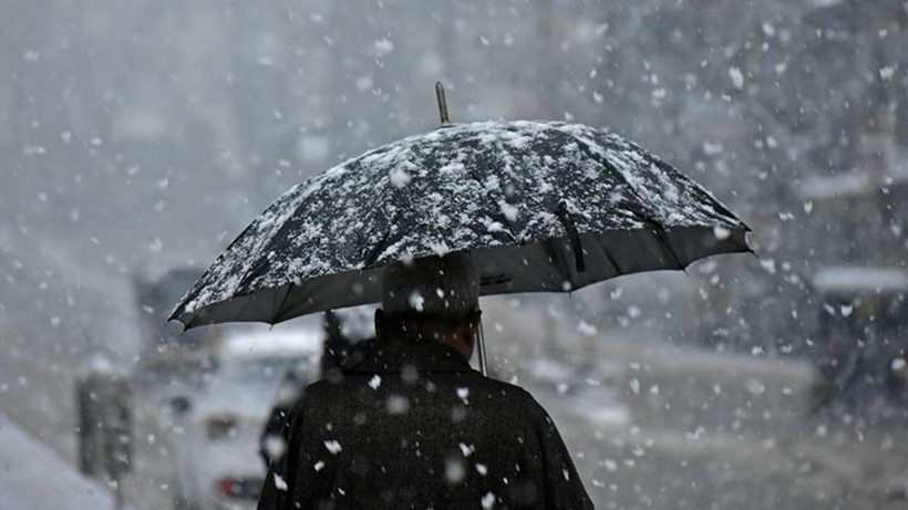 Kayseri'de eğitime kar engeli
