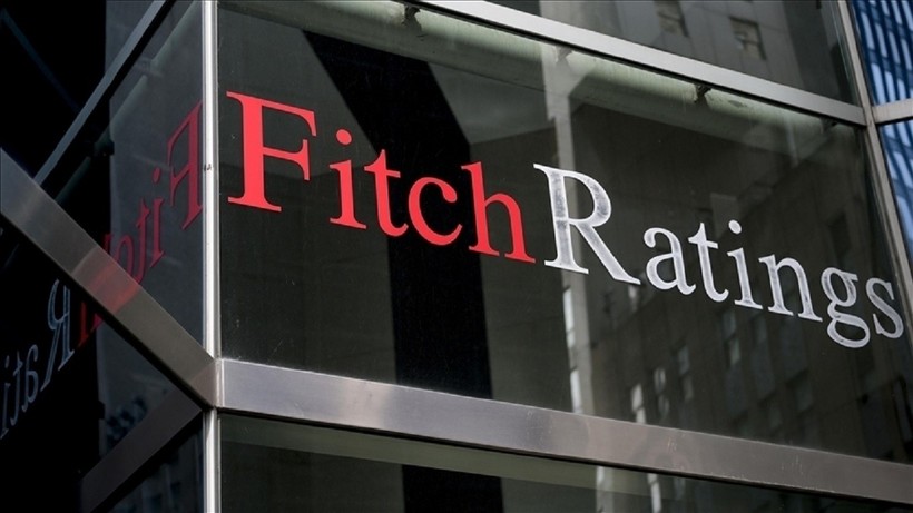 Fitch, SASA'nın kredi notunu düşürdü!