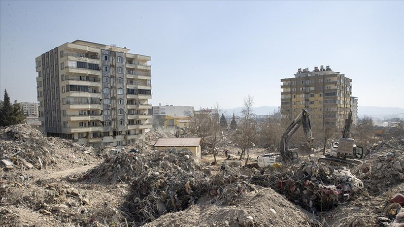 115 kişiye mezar olan Ebrar Sitesi'ne yönelik yeni gelişme! 9 kamu görevlisine dava açıldı