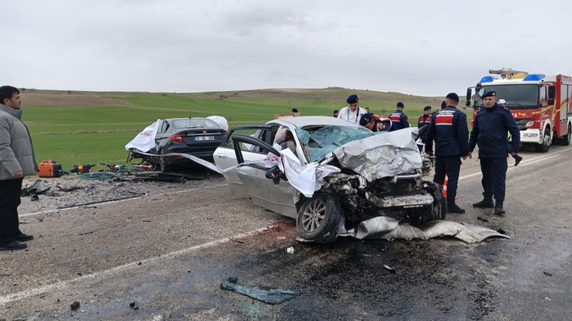 Ankara’da trafik kazası! 6 ölü, 3 ağır yaralı...