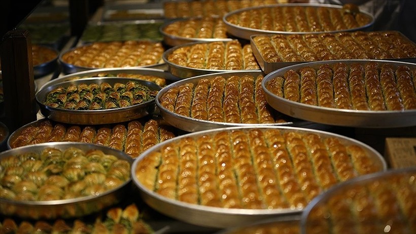 Baklava fiyatları ne kadar? 1750 ton tüketim bekleniyor! Uzman isim fiyat verdi, uyardı