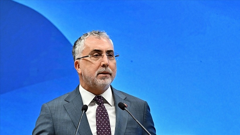 Çalışma Bakanı Vedat Işıkhan'dan bayram mesajı
