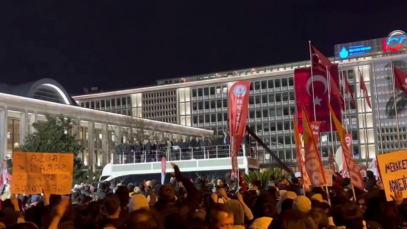 İBB protestolarına ilişkin 819 kişiye kamu davası açıldı