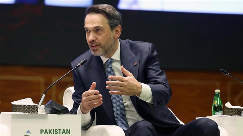 Elektriğe zam mı geliyor? Bakan Alparslan Bayraktar açıkladı!