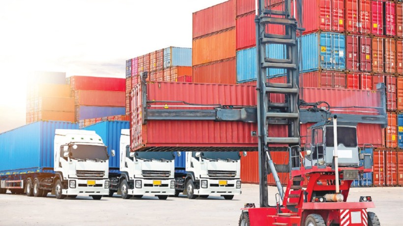 TIR ve kamyon sürücü açığı alarm veriyor