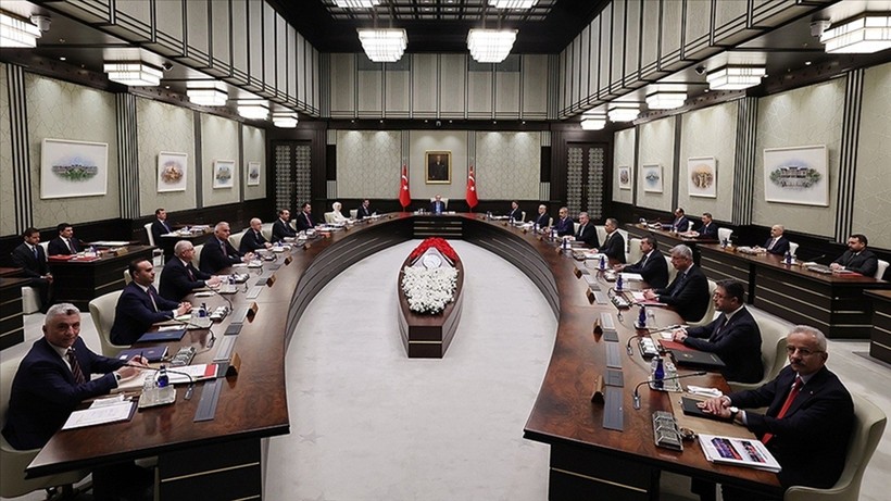 Cumhurbaşkanı Erdoğan başkanlığındaki Kabine toplantısı başladı