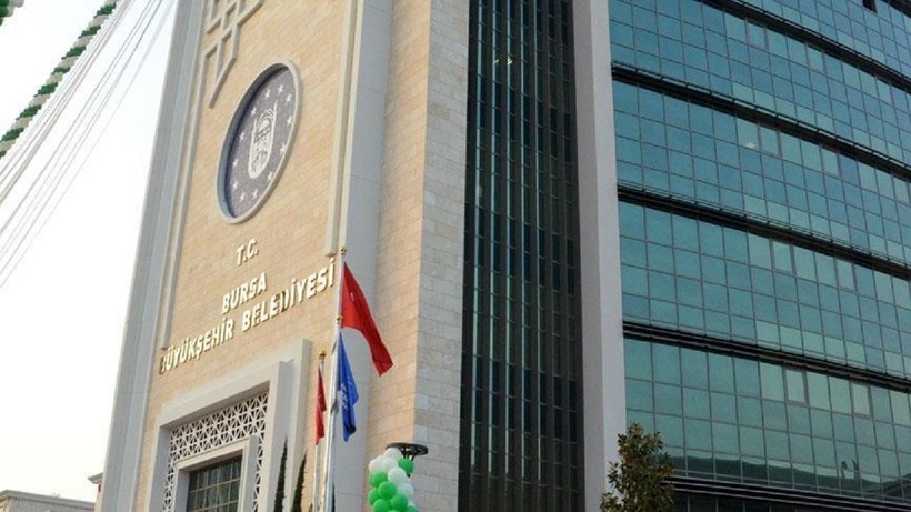 Arapça tabela krizi: Bursa Büyükşehir Belediyesi'ne para ceza kesildi