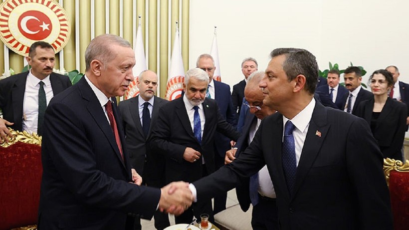 CHP lideri Özgür Özel, Cumhurbaşkanı Erdoğan'a tazminat ödeyecek