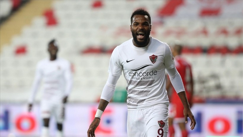 Aaron Boupendza kimdir? Hatayspor'un eski futbolcusu Aaron Boupendza öldü mü?