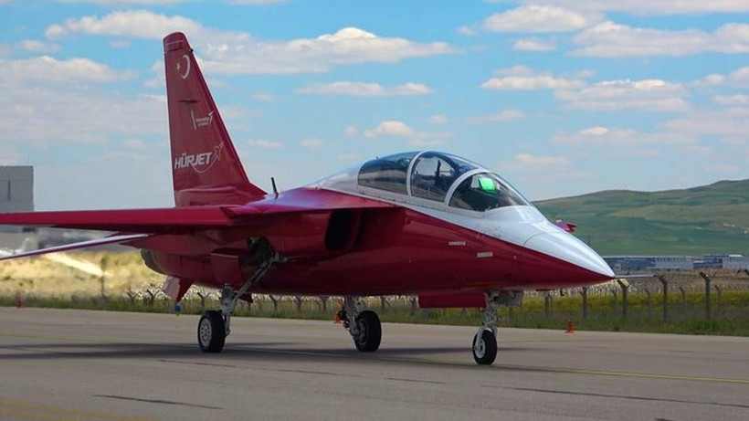 HÜRJET'ten yeni rekor: Milli jet eğitim uçağı, 1,2 mach hıza ulaştı