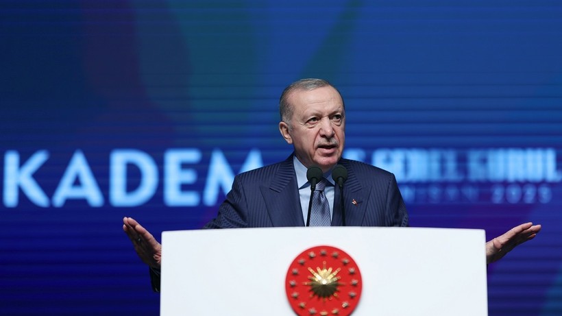 Cumhurbaşkanı Erdoğan: 'Aile kurumu, tehdit ve tehlike altındadır'
