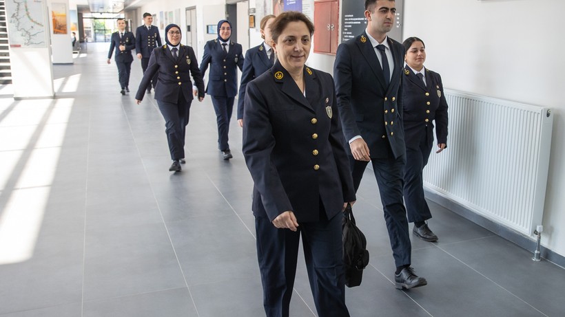 'İçimde ukde kaldı' dedi, 56 yaşında üniversite kazandı! Hayatına kaptan olarak devam edecek
