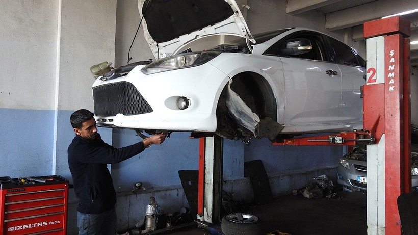 Ara eleman sorunu büyüyor: Oto tamirciler aylık 50 bin TL'ye eleman bulamıyor