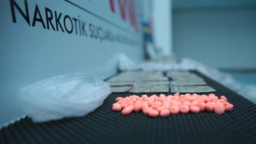 Van'da 32 kilo uyuşturucu ele geçirildi: 2 şüpheli gözaltında