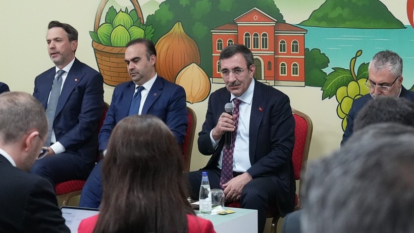 Cumhurbaşkanı Yardımcısı Yılmaz: Temel önceliğimiz enflasyonu düşürmek