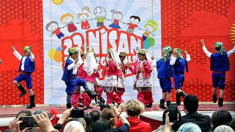 2025'E ÖZEL 23 NİSAN MESAJLARI... En güzel, kısa-uzun, resimli 23 Nisan sözleri..