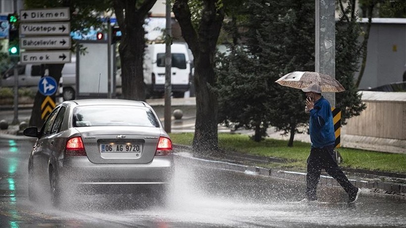 Meteoroloji'den yağış ve kuvvetli rüzgar uyarısı (22 Nisan Salı hava durumu)