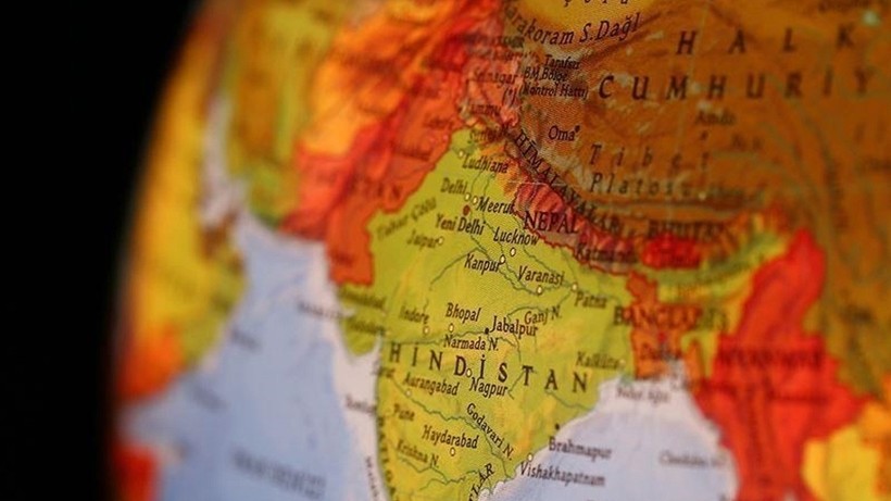 Hindistan'da turistlere silahlı saldırı: 26 kişi hayatını kaybetti