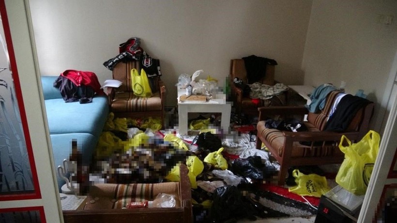 Annesinin cesediyle 2 hafta yaşadı: Polislere 'Annem uyuyor' dedi