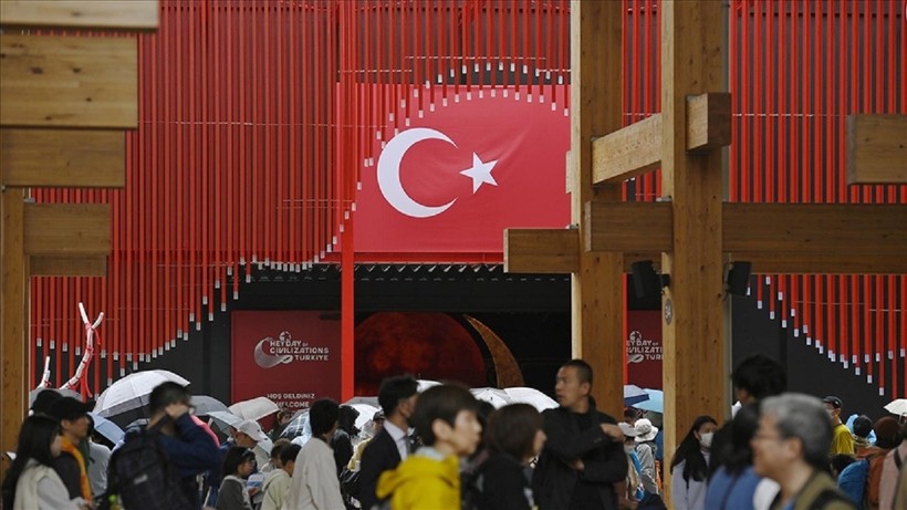 Japonlar 23 Nisan'da Türk evine akın etti