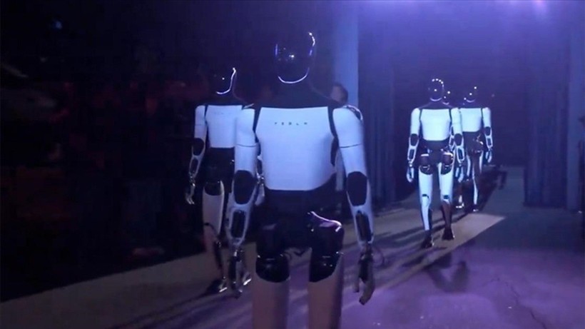 Ticaret gerilimi Tesla’ya pahalıya patladı: Elon Musk'ın robot planları sekteye uğradı